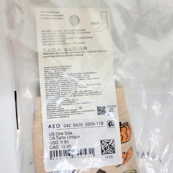 Peanuts Snoopy Fall Slippers & Socks Bundle - American Eagle AE SIZE 9 - NWT - Picture 11 of 12